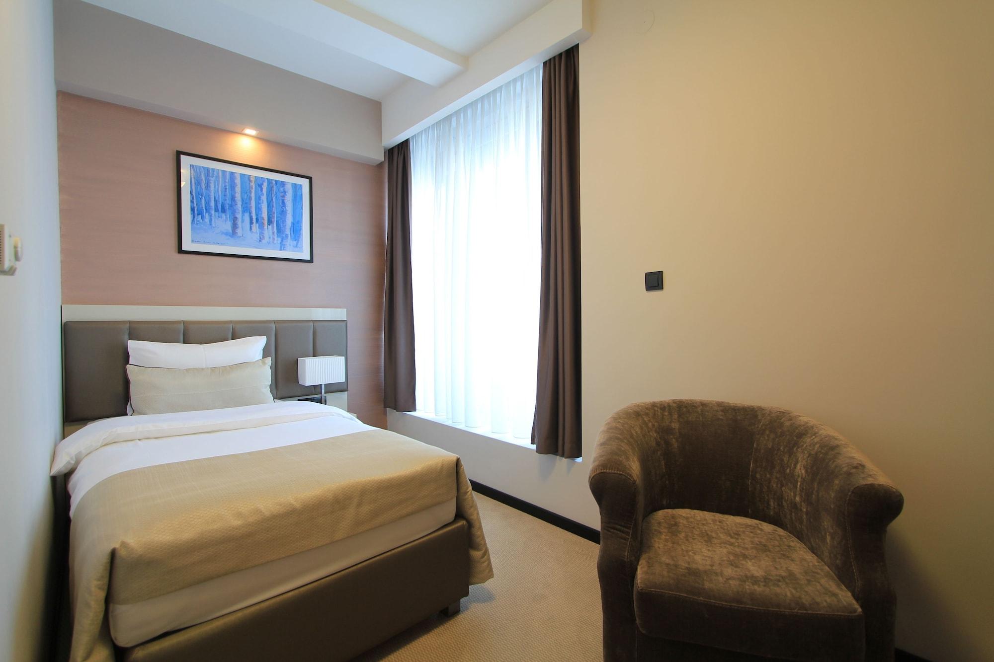 Hotel Heritage Belgrad Exteriör bild