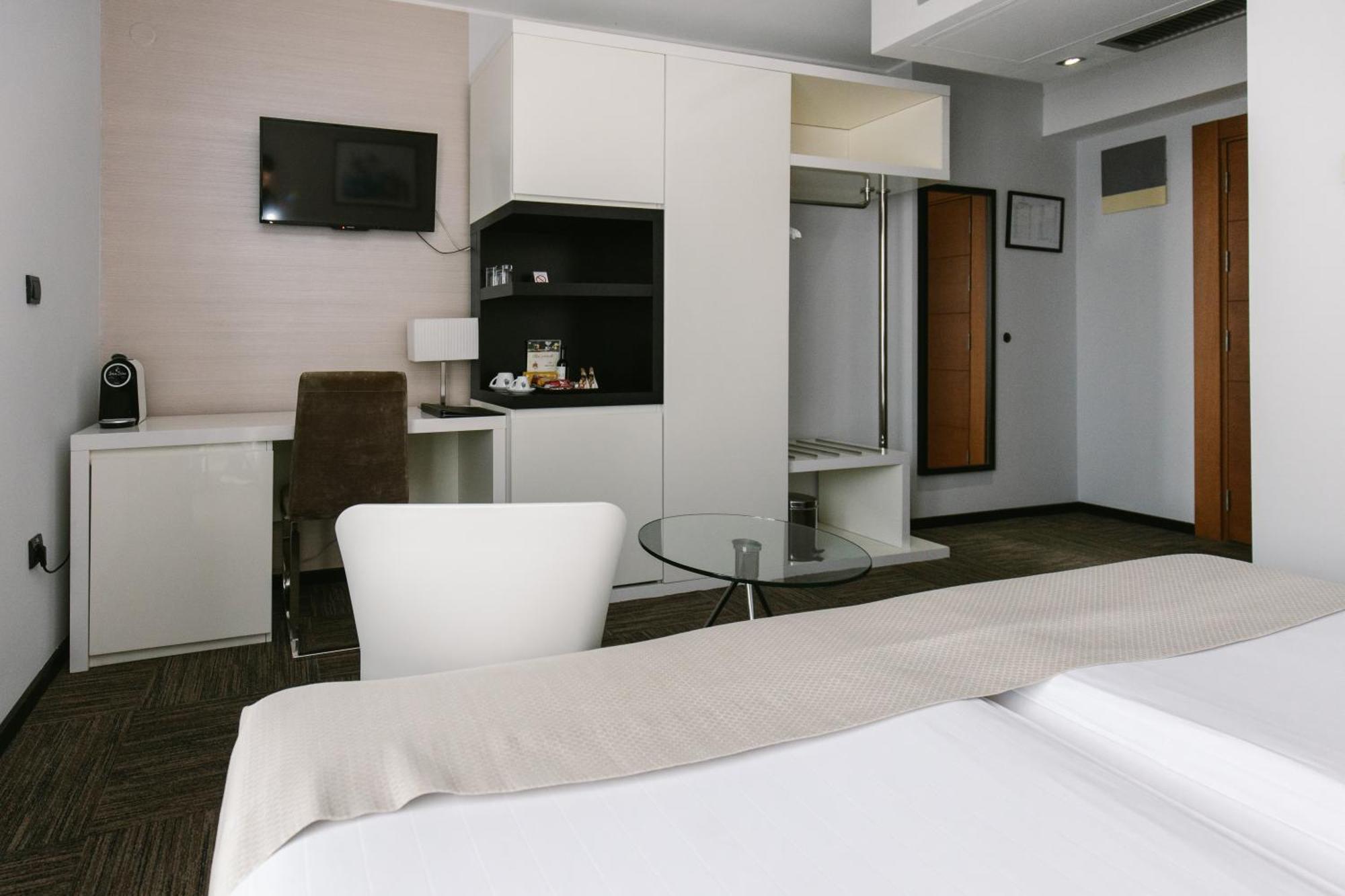 Hotel Heritage Belgrad Rum bild
