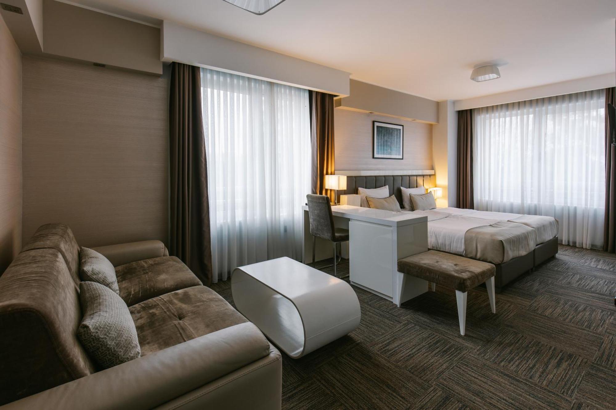 Hotel Heritage Belgrad Exteriör bild